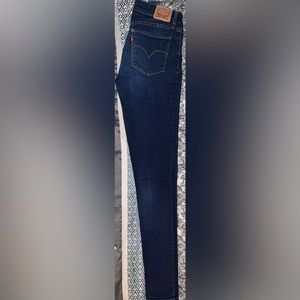 Levi’s 711 Dark Wash Skinny Jeans